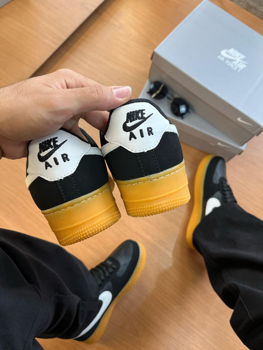 Nike Air Force 1 Gum Pack - Preto