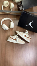 Nike Air Jordan 1 Low - bege/marrom
