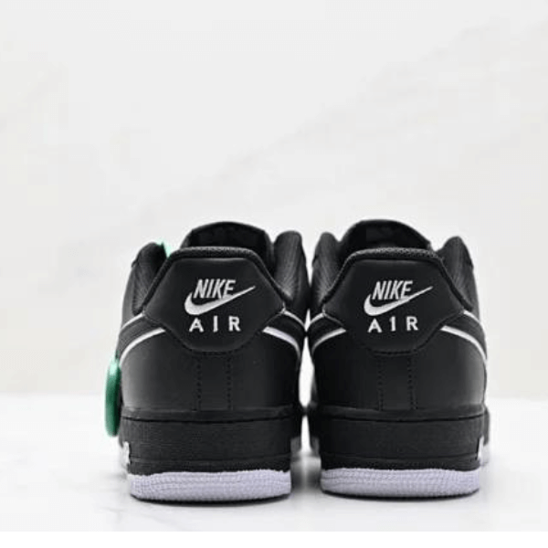 Nike Air Force 1 07" - Preto/ Branco