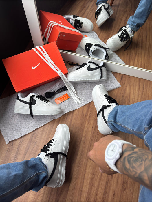 Nike Air Force 1 - Branco/ Preto