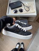 PRADA MILANO CASUAL - PRETO