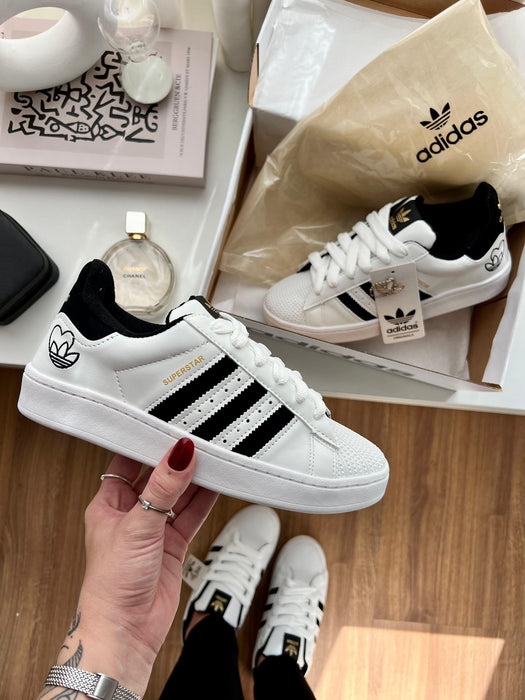 Adidas SuperStars Love - Branco/ Preto