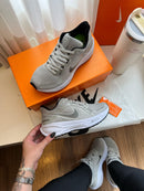 NIKE AIR ZOOM