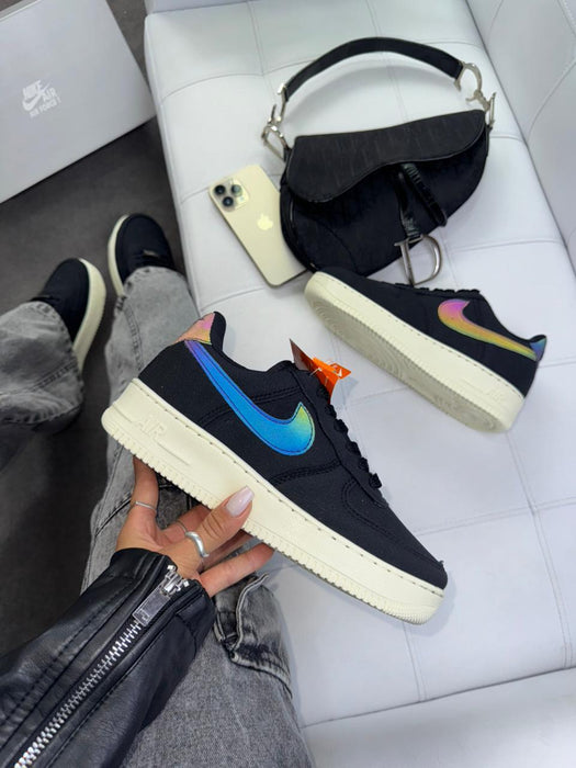 Nike Air Force 1 - Preto Iridescent