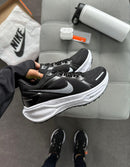 Nike ZoomX - Black/White