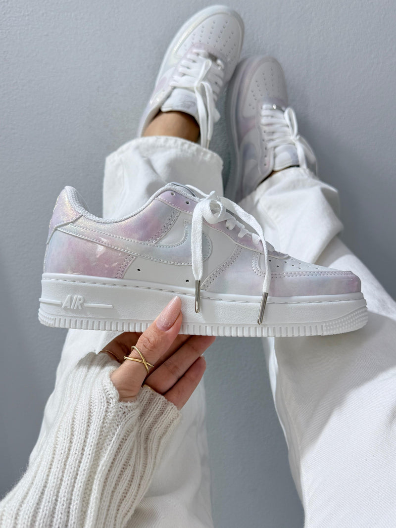 Nike Air Force 1 - White/Pink Iridescent
