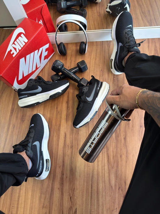 Nike Air Zoom - Black/White