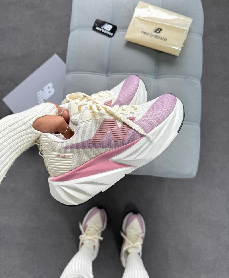 New Balance FuelCell Rebel - Pink/White