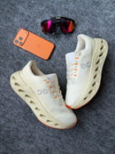 On Running - Off-White/Orange