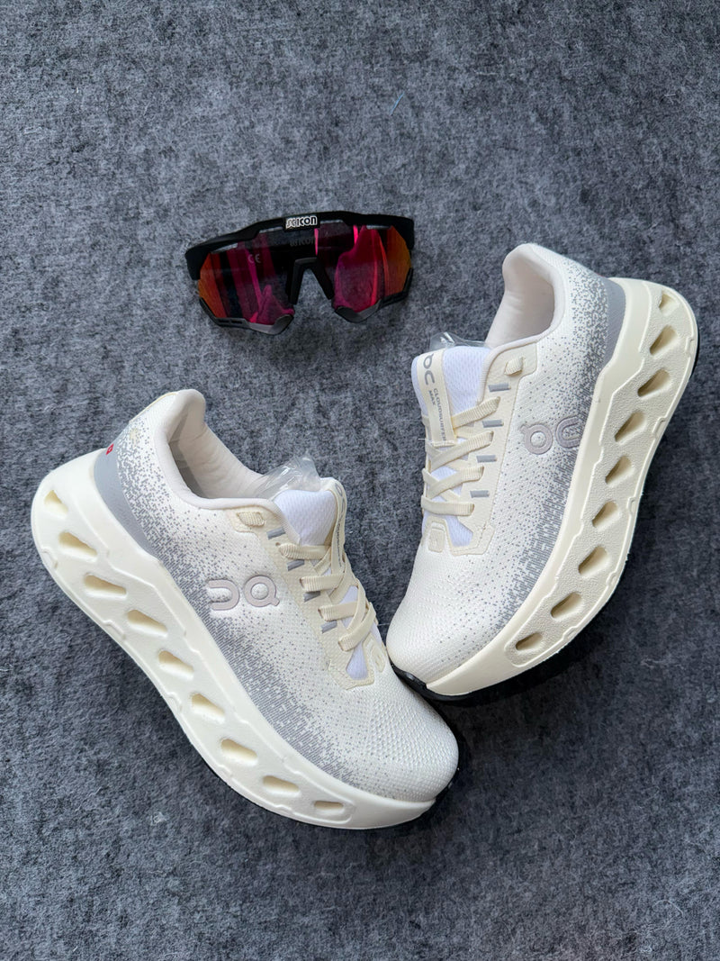 On Running - White/Silver