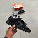Nike Dunk Low - All Black