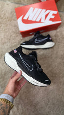 Nike Air Zoom Pegasus 41 - Preto/ Branco