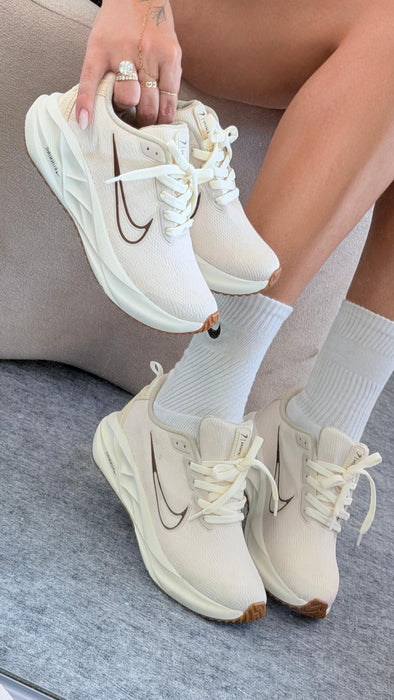 Nike Running - Creme/ Marrom