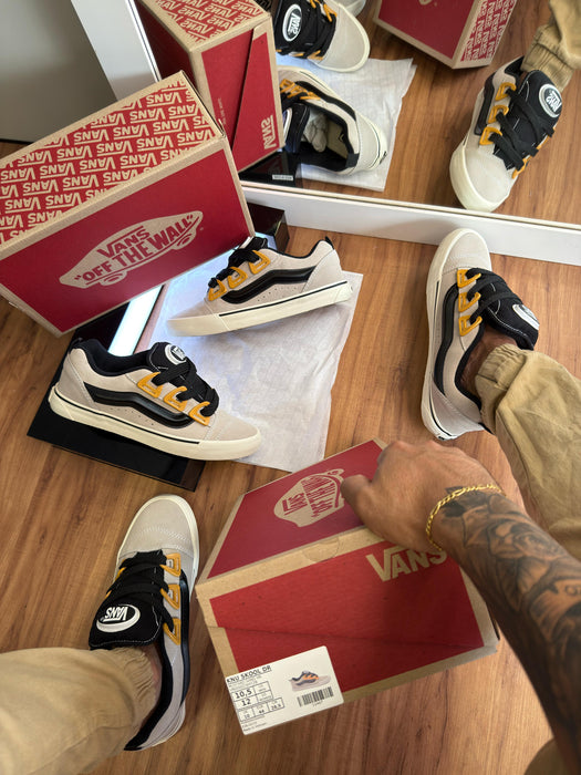 Vans Knu Skool - Cinza/ Preto/ Ouro