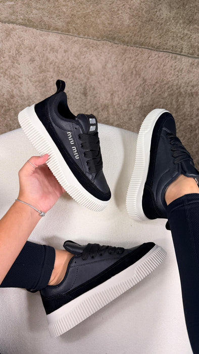 Miu Miu Platform Sneaker - Preto