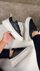 Miu Miu Platform Sneaker - Preto/ Creme