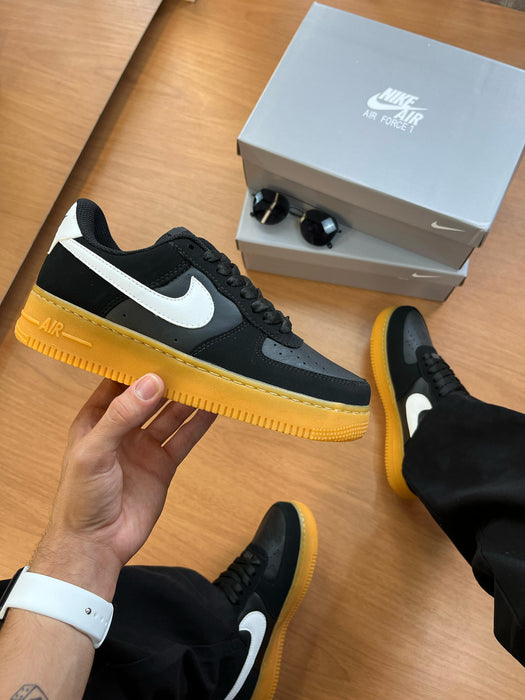 Nike Air Force 1 Gum Pack - Preto