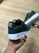 Nike Air Force 1 - Green Military