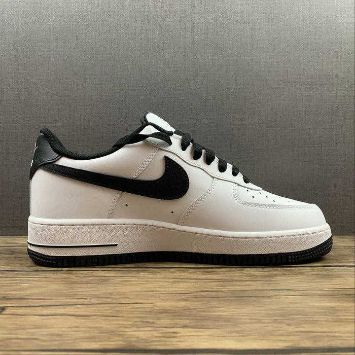 Nike Air Force 1 - Branco/Preto | GRSNEAKERS