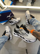 Mizuno Wave Stratos 3 - Branco/Preto