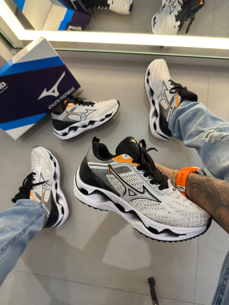 Mizuno Wave Stratos 3 - Branco/Preto