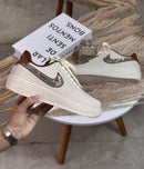 Nike Air Force 1 - NOLA MARROM
