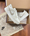 Nike SB Dunk Low - Glitter